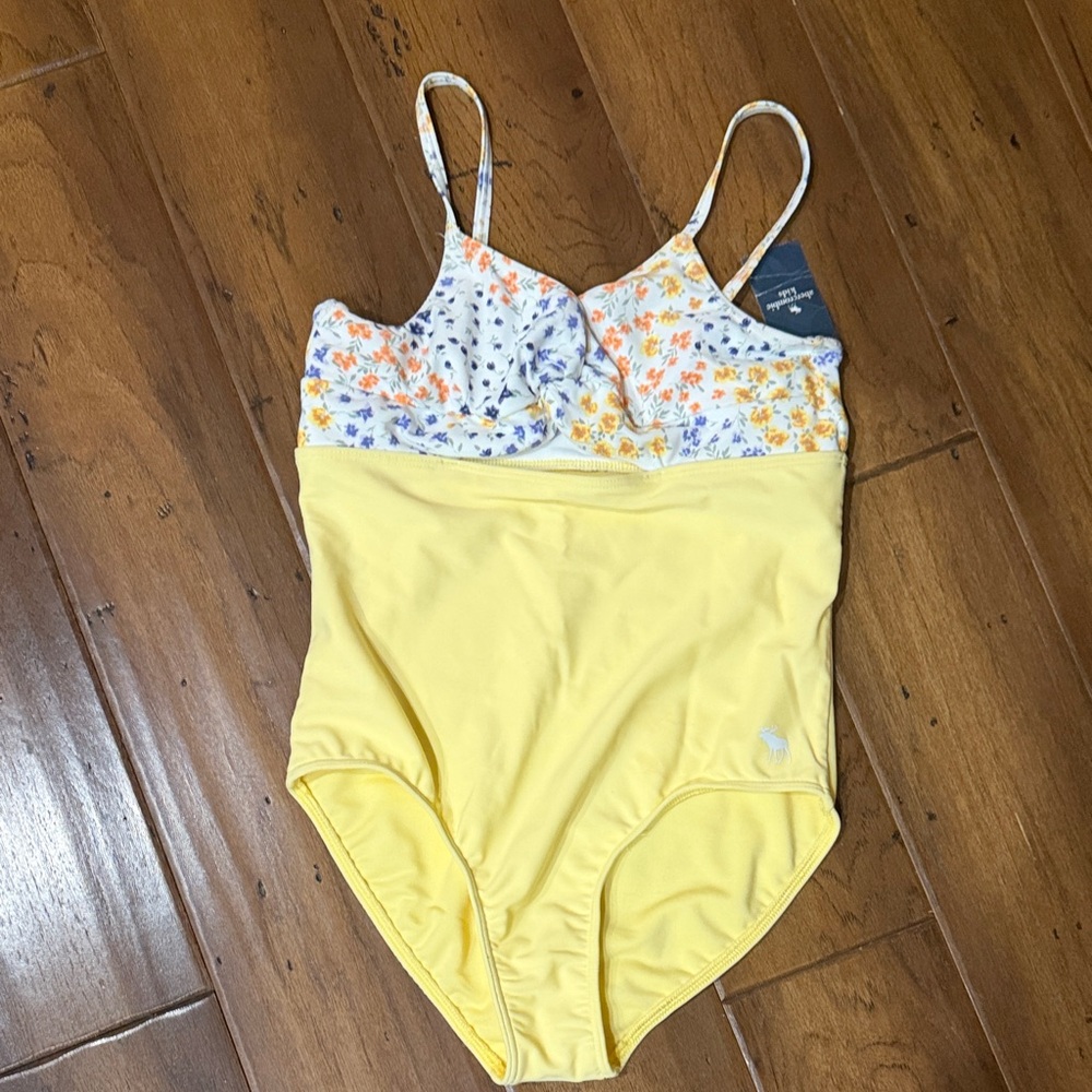 Abercrombie Kids Yellow Floral Bathing-suit